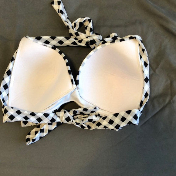 🌻❄️🍀Plaid bikini top🍀❄️🌻 - Picture 3 of 4